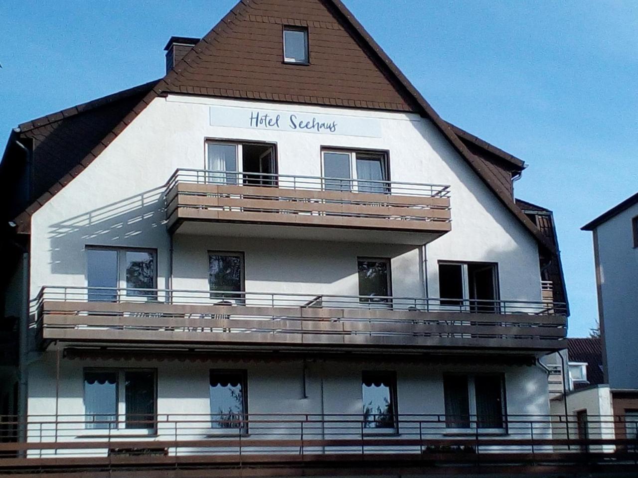 Hotel Seehaus Horn-Bad Meinberg Exterior photo